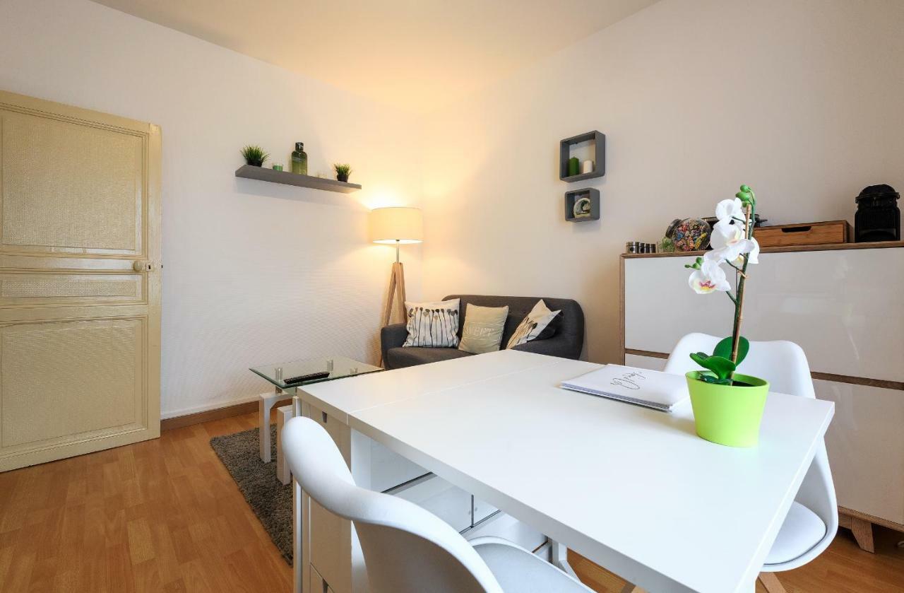 Le Duc De Vichy Apartment Bagian luar foto