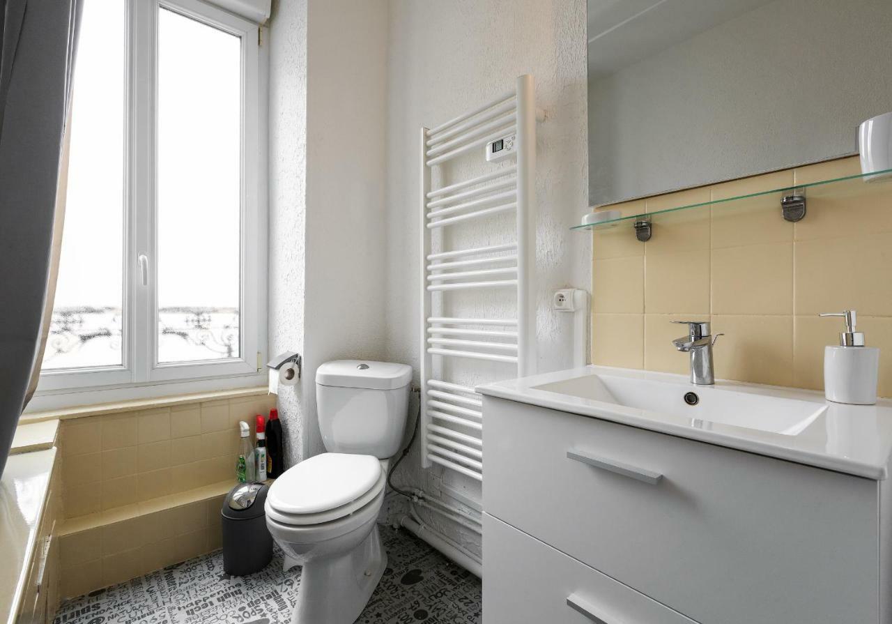 Le Duc De Vichy Apartment Bagian luar foto