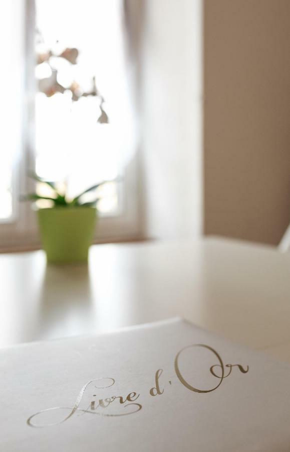 Le Duc De Vichy Apartment Bagian luar foto