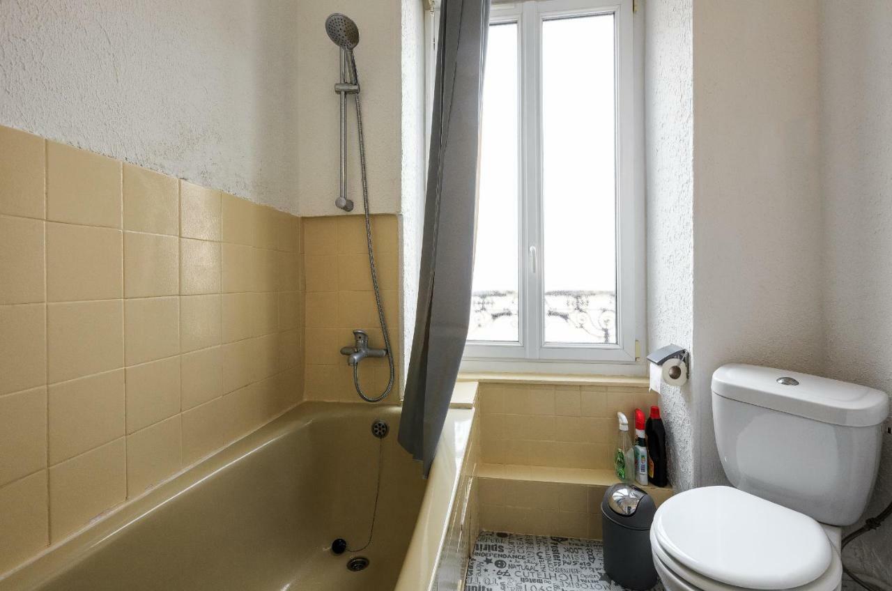 Le Duc De Vichy Apartment Bagian luar foto